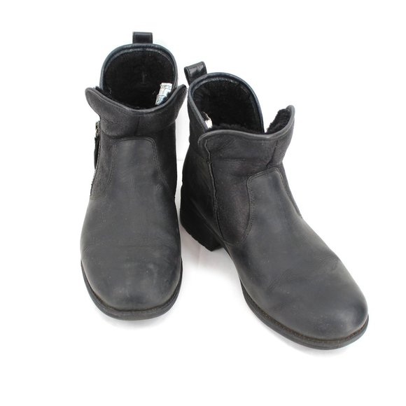 Ugg Lavelle Black Ankle Boots Zip 